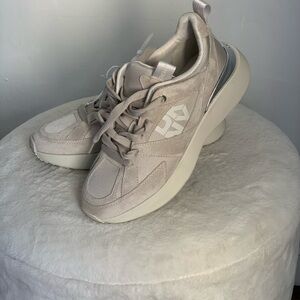 DKNY Beige Leather Low-Top Sneakers